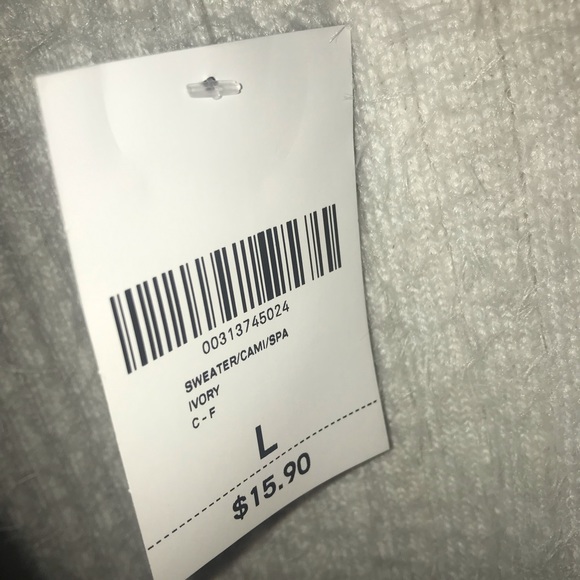 Shirt - Picture 3 of 4